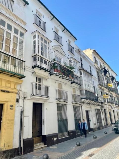 Gatu La Joya Escondida " Preferente Mayores De 25 Anos Y Familias " El Puerto de Santa María Exterior foto